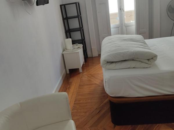 Grand Via House : photo 3 de la chambre chambre double avec salle de bains privative extérieure