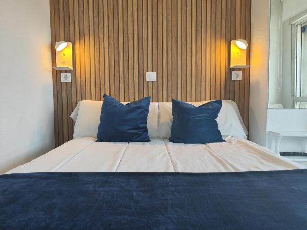 Hostal Lucy : photo 3 de la chambre chambre double ou lits jumeaux