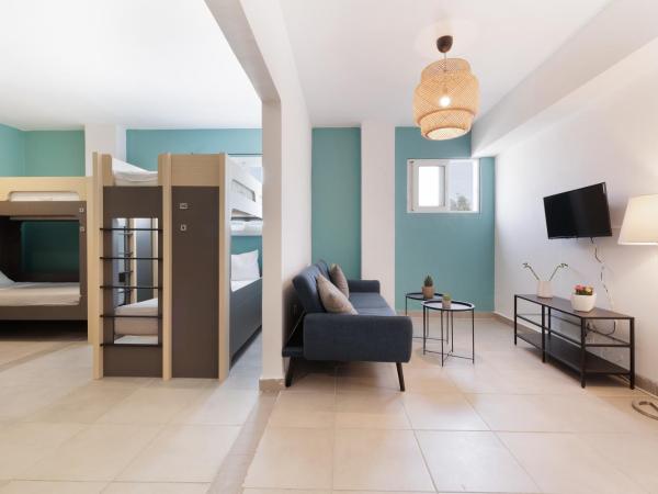 Local Hostel & Suites : photo 2 de la chambre bed in 10 men dorm