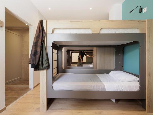 Local Hostel & Suites : photo 1 de la chambre bed in 6 men dorm