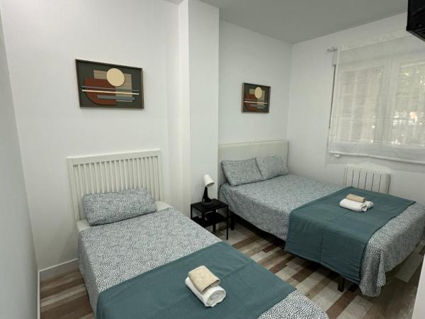 Alojamiento Fantasía : photo 3 de la chambre chambre triple deluxe