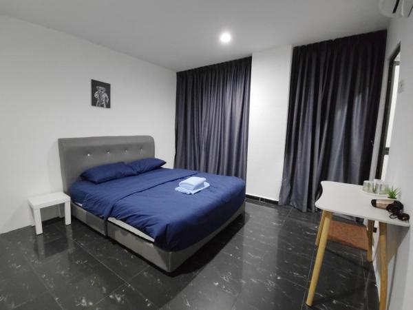 184 GURNEY DRIVE PENANG : photo 10 de la chambre chambre double avec salle de bains privative