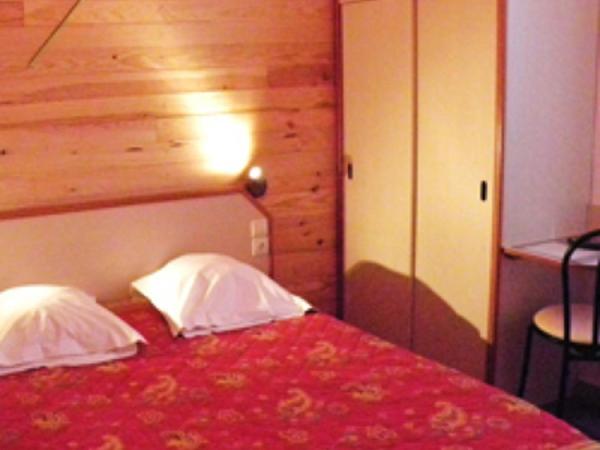 Hôtel La Croix de Malte : photo 3 de la chambre chambre double