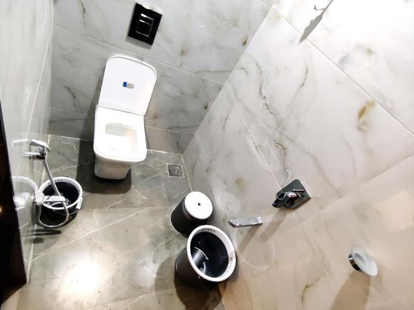 Hotel Comfy Inn : photo 2 de la chambre lit simple en dortoir