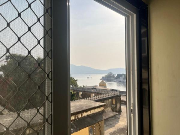 Hotel The Tiger : photo 5 de la chambre chambre double ou lits jumeaux deluxe - vue sur lac