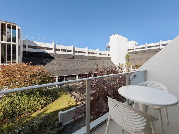 Crowne Plaza Queenstown, an IHG Hotel : photo 4 de la chambre chambre standard avec 2 lits queen-size