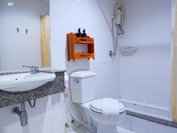 18 Coins Budget Hotel : photo 10 de la chambre chambre double premium