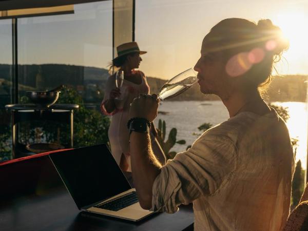 Cliffside Luxury Inn : photo 3 de la chambre bungalow deluxe - vue sur mer