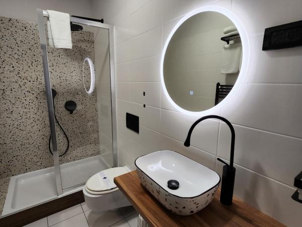 Hotel Amfiteatar : photo 2 de la chambre grande chambre double