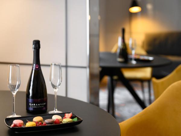 Hotel Moments Budapest by Continental Group : photo 3 de la chambre signature design room – brand new design