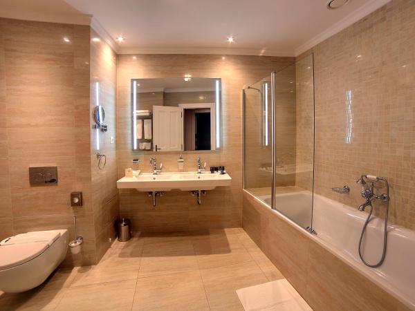 Luxury Spa Hotel Olympic Palace : photo 5 de la chambre suite standard avec accès au centre de bien-Être