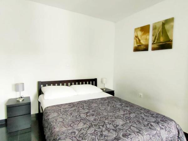 Rafael Apartments : photo 4 de la chambre appartement avec balcon