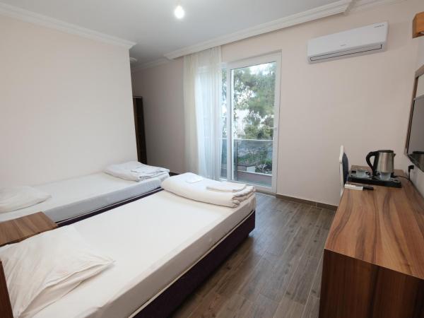 Venüs Hotel : photo 2 de la chambre chambre lits jumeaux standard