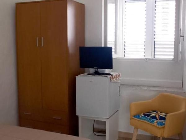 Villa dei fiori B&B : photo 6 de la chambre chambre simple