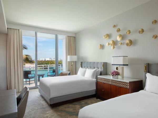 The Ritz-Carlton Bal Harbour, Miami : photo 1 de la chambre suite 2 chambres - vue sur littoral - chambre 1 : 1 lit king-size et chambre 2 : 2 lits queen-size