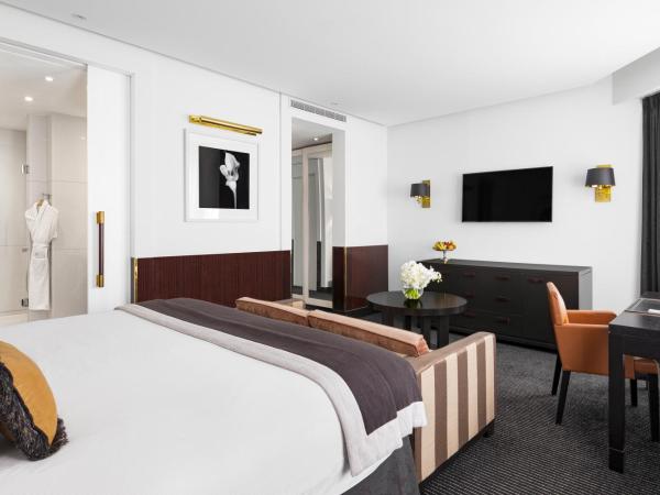 Hôtel Barrière Le Majestic Cannes : photo 4 de la chambre suite junior