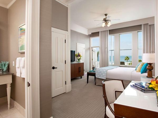 Hotel del Coronado, Curio Collection by Hilton : photo 3 de la chambre victorian ocean view 1 king