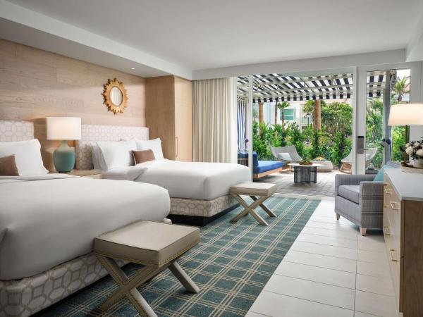 Hotel del Coronado, Curio Collection by Hilton : photo 2 de la chambre hébergement 2 lits queen-size - accessible aux personnes malentendantes - vue sur développement immobilier - terrasse et foyer extérieur