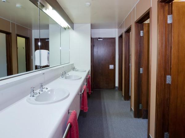 Pinewood Houses and Apartments : photo 5 de la chambre chambre double standard