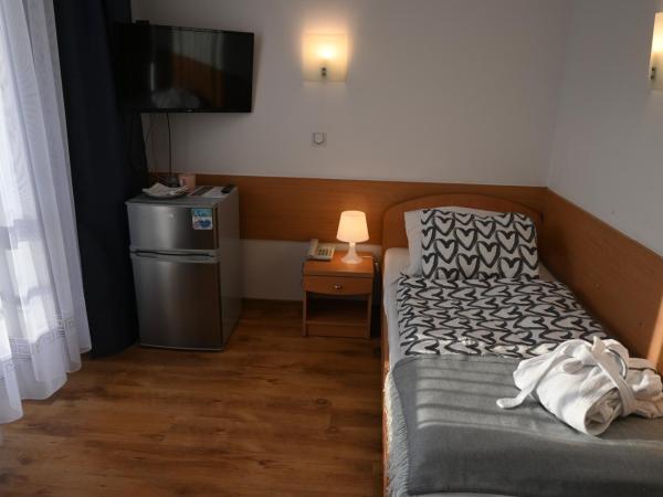 SP ZOZ Sanatorium Uzdrowiskowe MSWiA w Kołobrzegu : photo 1 de la chambre chambre simple avec balcon