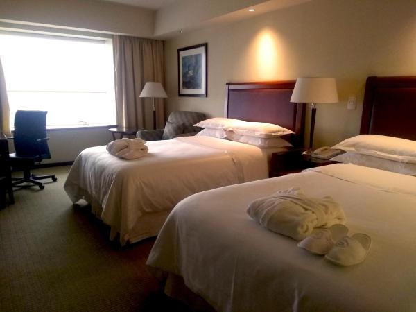 Sheraton Mendoza Hotel : photo 1 de la chambre chambre lits jumeaux