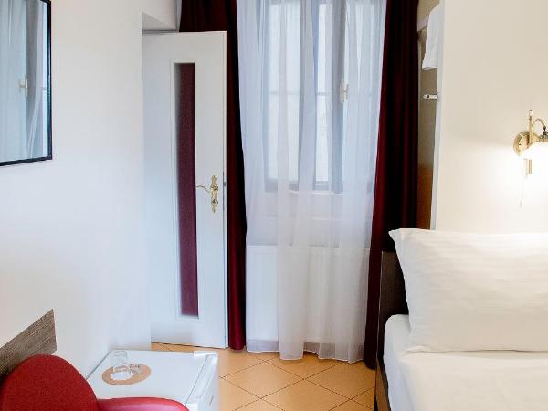 Old Prague House : photo 2 de la chambre chambre simple avec salle de bains privative