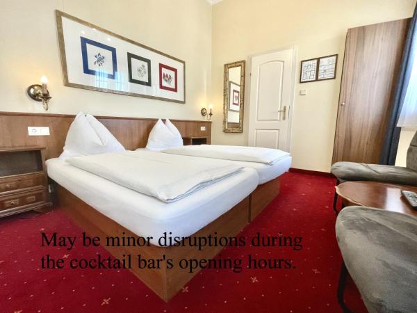 Hotel Turnerwirt : photo 3 de la chambre petite chambre double au-dessus du cocktail bar