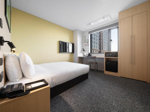 Nine Tree Hotel Dongdaemun : photo 3 de la chambre handicap double