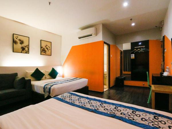 Golden Roof Hotel Ampang Ipoh : photo 7 de la chambre chambre avec 2 grands lits queen-size 