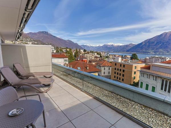 Hotel Garni Muralto : photo 3 de la chambre chambre double panorama avec balcon - vue sur lac