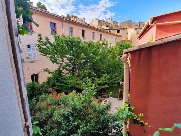 Vieux Port Panier Jardin : photo 1 de la chambre appartement - vue sur jardin