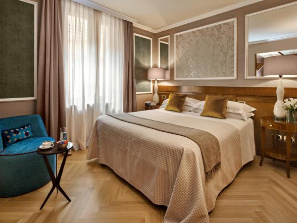 Hotel Accademia : photo 2 de la chambre chambre double avec petit lit double