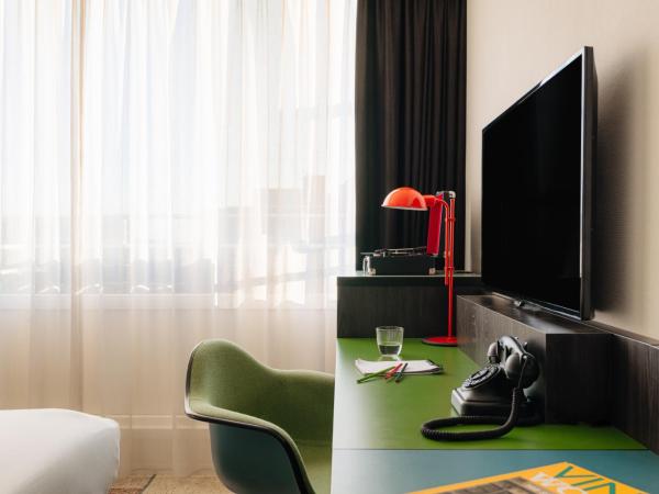 Savoy Hotel Rotterdam : photo 2 de la chambre petite chambre double