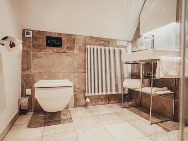 Hotel Villa Sorgenfrei & Restaurant Atelier Sanssouci : photo 4 de la chambre chambre double - himmelreichzimmer