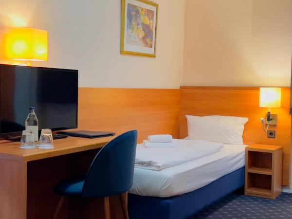 Elbbrücken Hotel : photo 3 de la chambre chambre triple confort