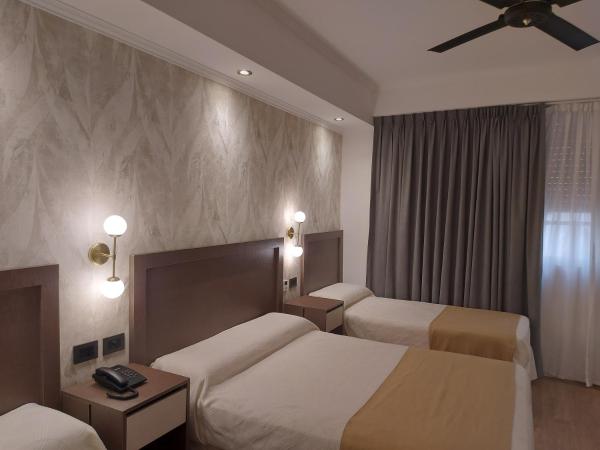 Hotel Internacional : photo 8 de la chambre chambre supérieure