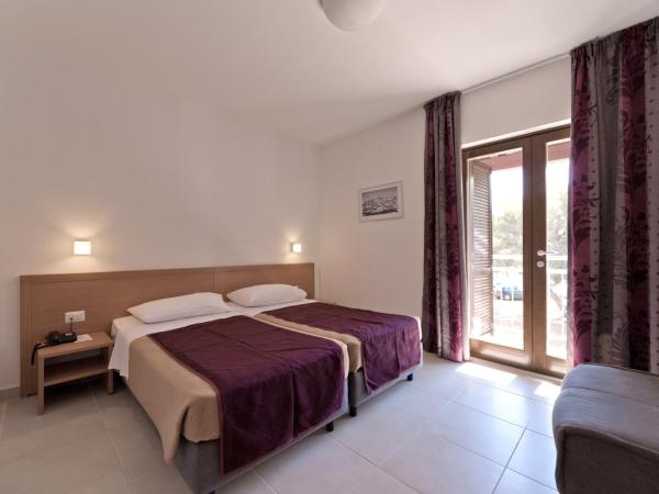 Maistra Select Villas Rubin Resort : photo 2 de la chambre chambre lits jumeaux standard