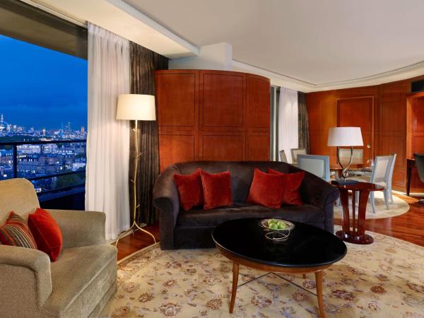 The Park Tower Knightsbridge, a Luxury Collection Hotel, London : photo 4 de la chambre suite westminster penthouse 2 chambres - vue sur toits