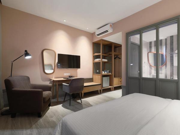 The Jesselton Hotel : photo 5 de la chambre chambre lit king-size de caractère