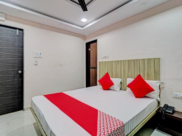 OYO Flagship Tripthi Lodging & Boarding : photo 9 de la chambre chambre double standard