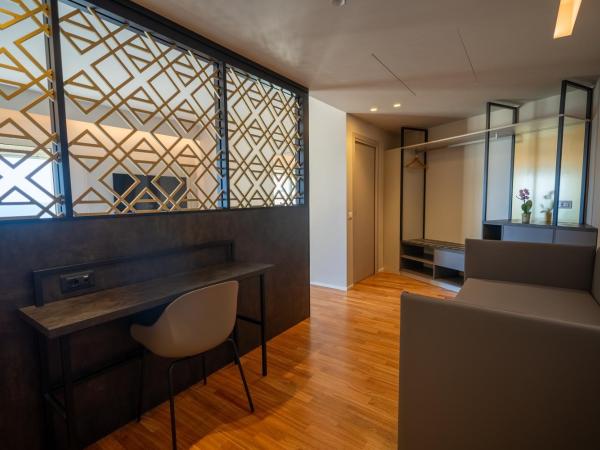 Plaza Hotel Catania : photo 3 de la chambre suite junior