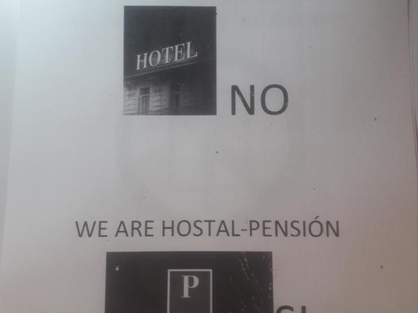 Hostal Mary -Adults Only 18 and up : photo 4 de la chambre chambre triple