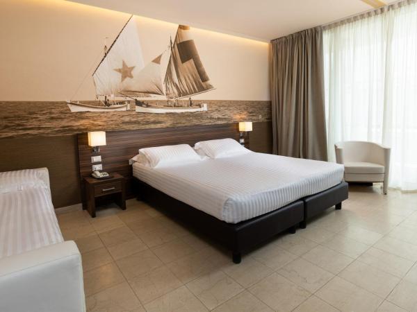 Mercure Rimini Lungomare : photo 3 de la chambre superior double room with terrace - side sea view