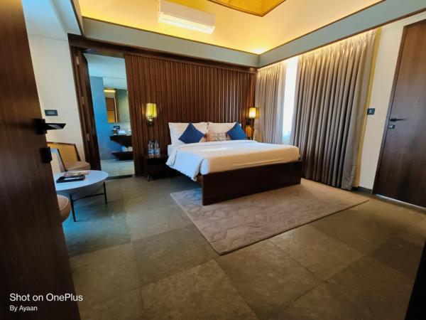 The Golkonda Resort and Spa : photo 5 de la chambre villa duplex - piscine