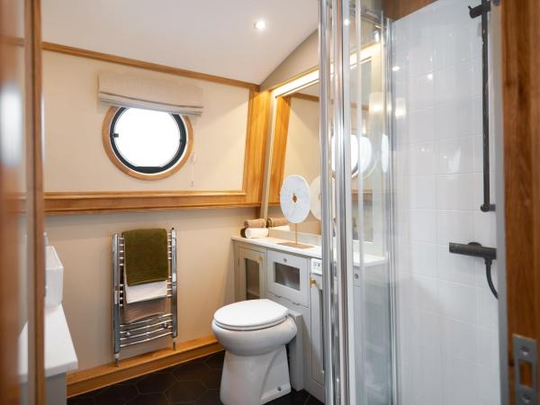 Luxus Hausboot am Pichelssee - Madame President : photo 5 de la chambre mobile home