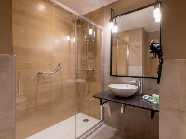 Hotel Avenida : photo 8 de la chambre chambre double ou lits jumeaux