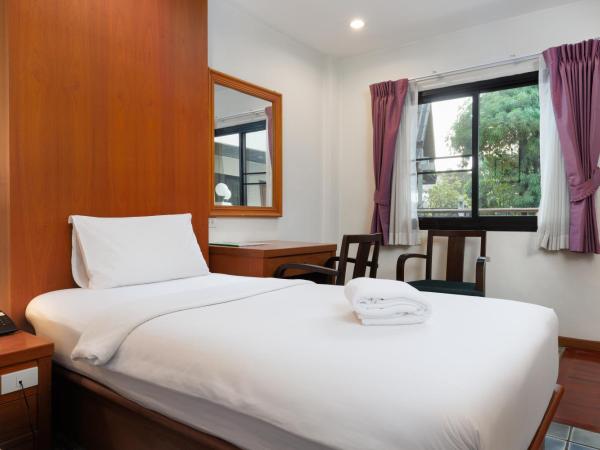 Charlie House Pin Klao : photo 4 de la chambre chambre lits jumeaux standard