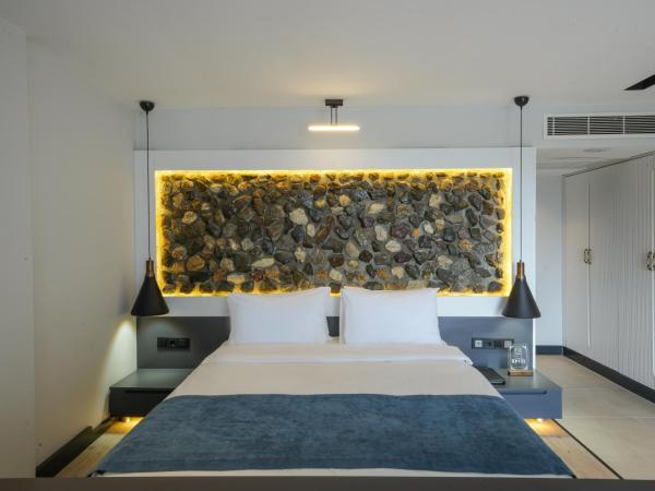 Ramitos Boutique Hotel : photo 4 de la chambre chambre triple de luxe