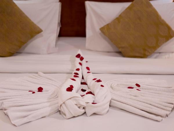 madhuram royale By Shri Ram Excellency Group : photo 3 de la chambre chambre double supérieure