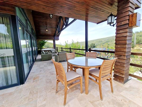 Turnaboğazı Çiftlik Evleri : photo 9 de la chambre suite lit king-size